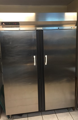 Холодильный шкаф двухдверный Sagi Ремонт и обслуживание холодильного шкафа двухдверного Sagi в Москве